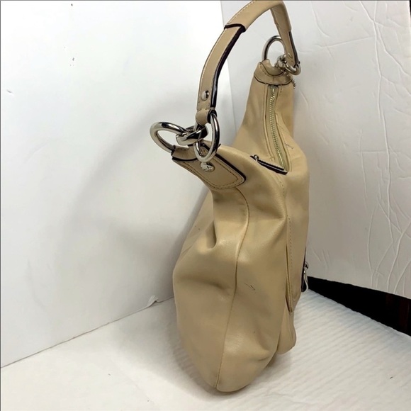 KRISTIN LEATHER HOBO (COACH F22306)
Leather - Picture 4 of 9